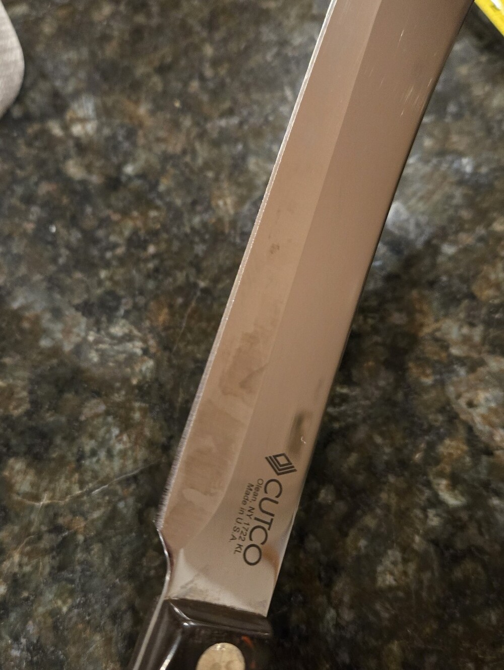 Cutco 1722 Curved Carving Knife – Brown Handle – USA – Pre-Owned - Picture 15 of 15